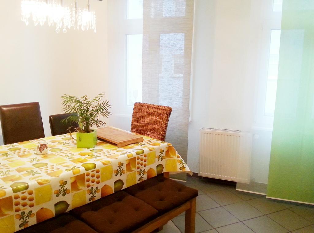 Ferienwohnung am Nürburgring Adenau Exterior foto